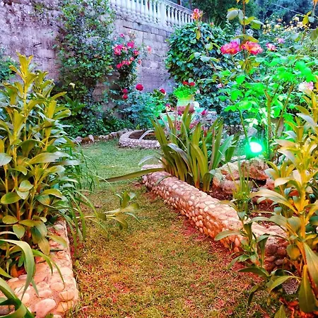 Ferienhaus Corfu Spacious Garden Home-Fully Equipped Retreat